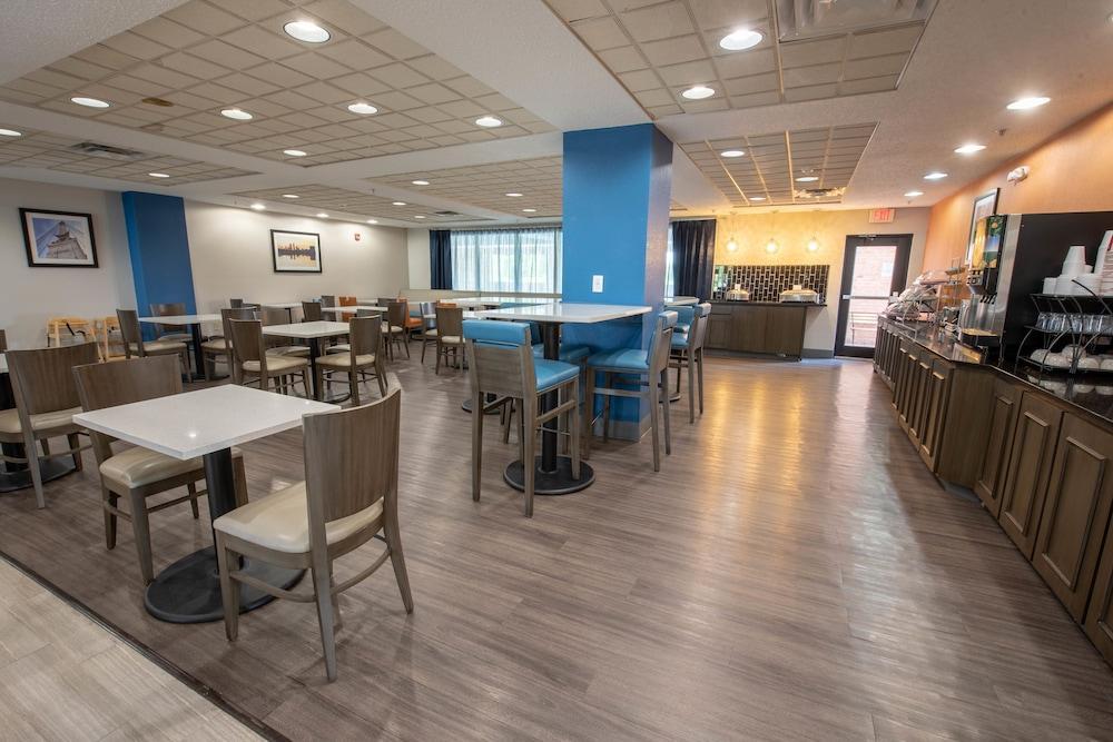 Wingate by Wyndham Indianapolis Airport Plainfield Hotel Bagian luar foto