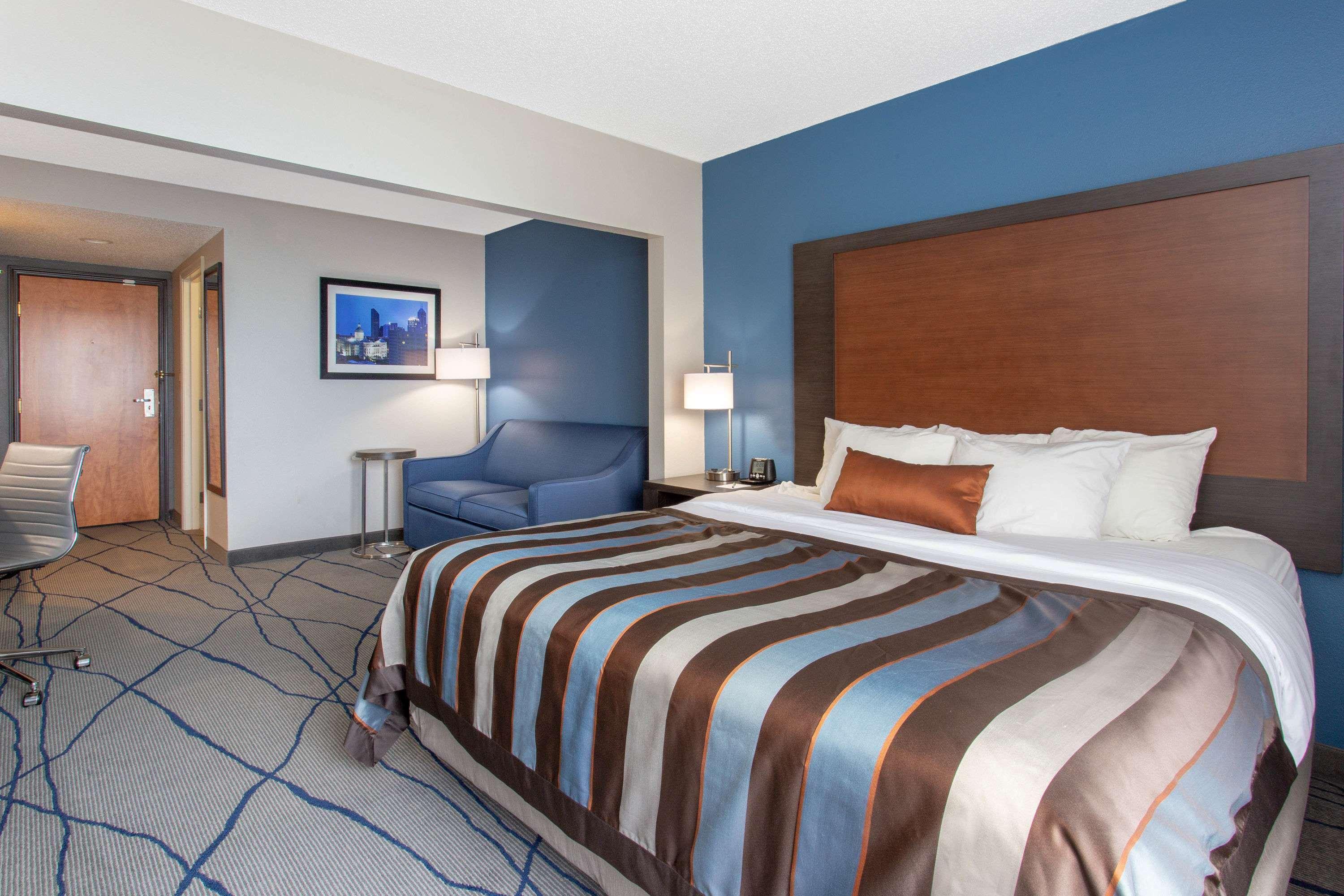 Wingate by Wyndham Indianapolis Airport Plainfield Hotel Bagian luar foto