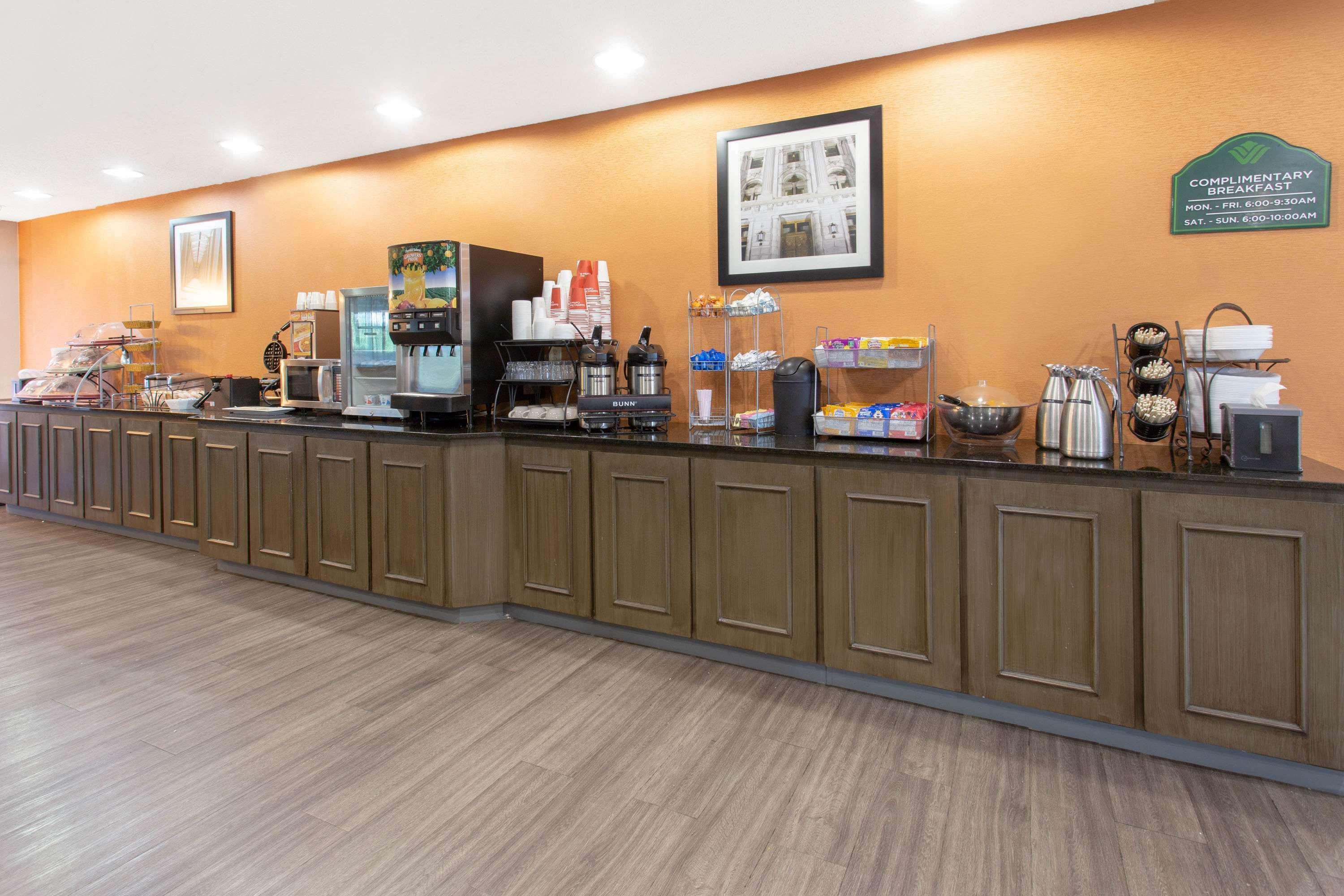Wingate by Wyndham Indianapolis Airport Plainfield Hotel Bagian luar foto