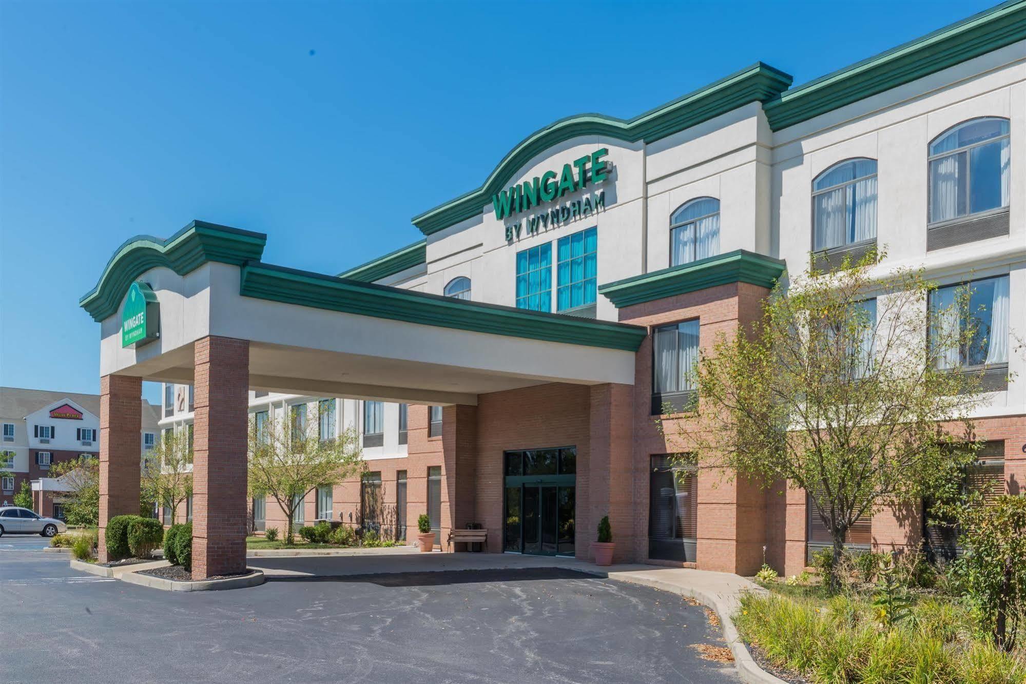 Wingate by Wyndham Indianapolis Airport Plainfield Hotel Bagian luar foto
